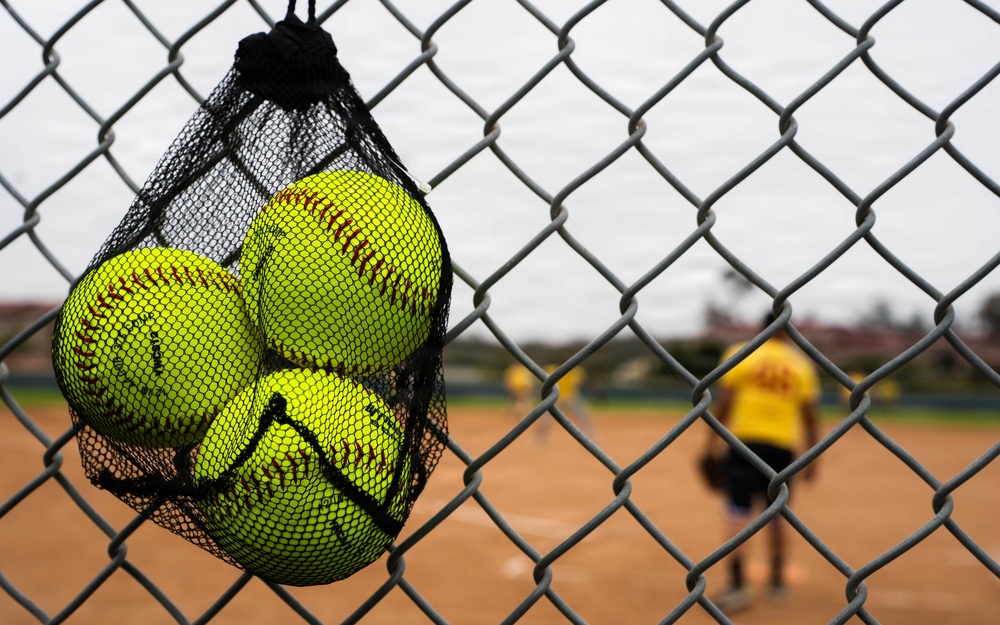 I MIG holds HMMR Series Softball Tournament