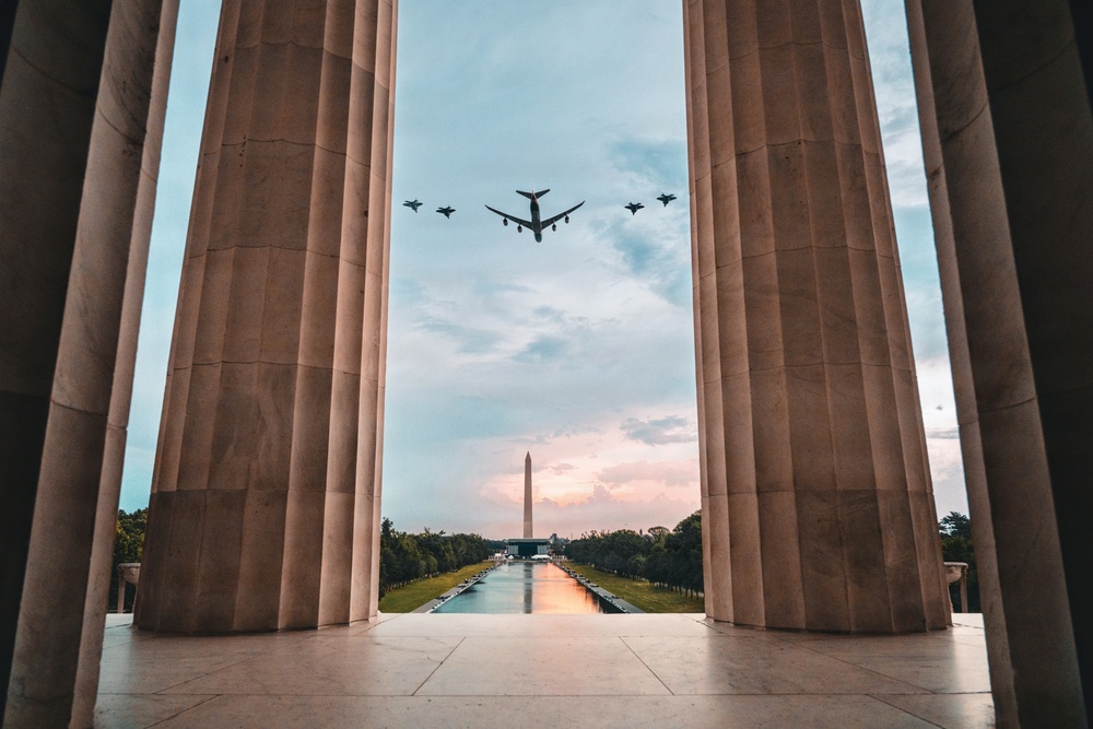 Freedom 250 Flyovers from the Lincoln Memorial