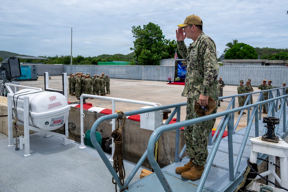 Rear Adm. Kyle Gantt Visits Coast Guard FRC