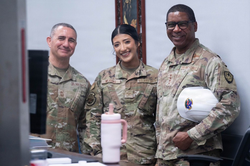 TRANSCOM commander visits Kadena, engages with Airmen