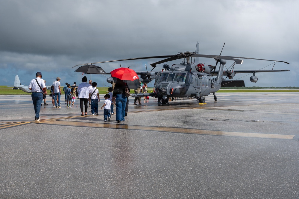 Guam Gold Star family attends Pet the Jet 2026