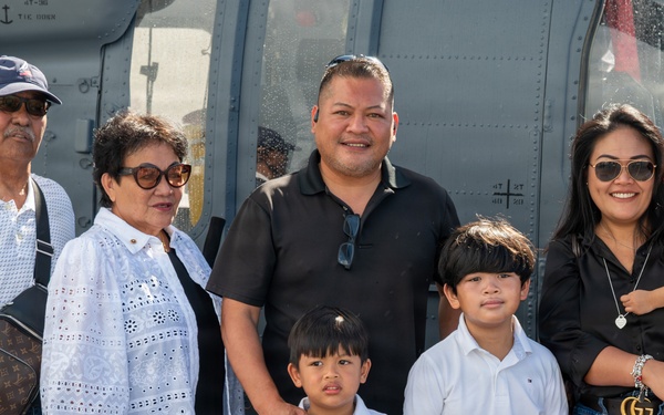 Guam Gold Star family attends Pet the Jet 2026