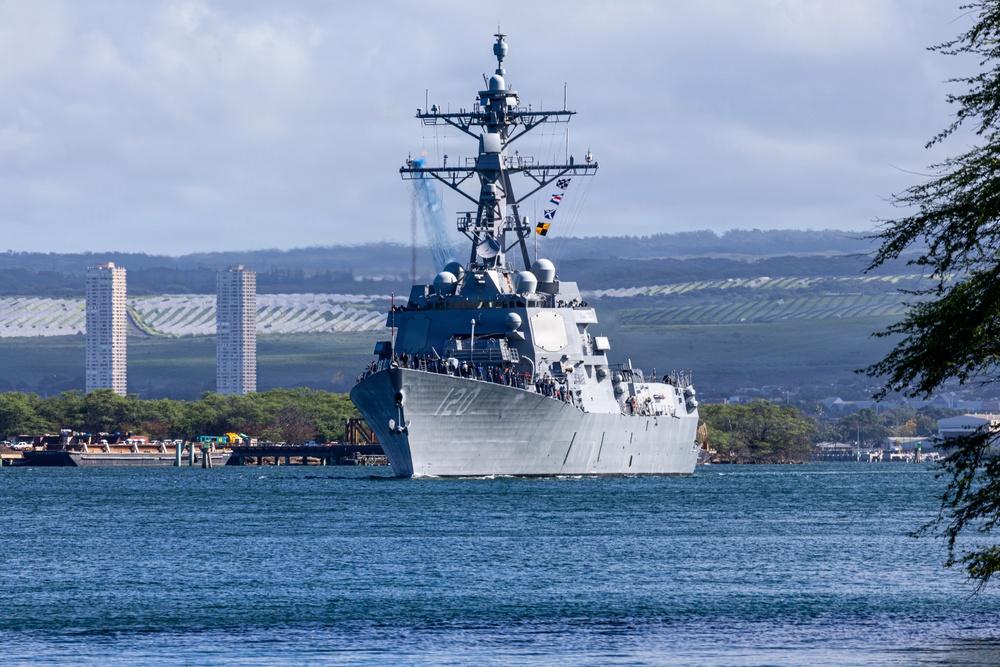 USS Carl M. Levin departs Pearl Harbor to begin RIMPAC 2026 sea phase