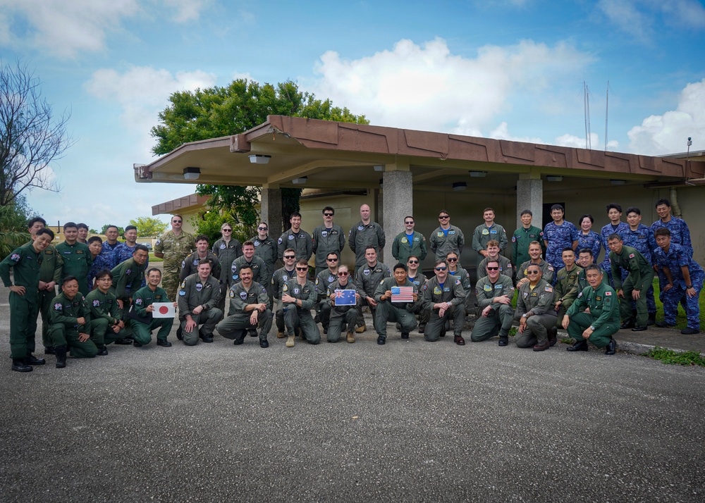U.S., Japan &amp; New Zealand Participate in Valiant Shield 2026