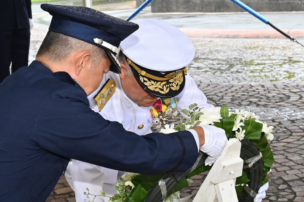 JMSDF personnel visit the National Memorial Cemetery of the Pacific during RIMPAC 2026