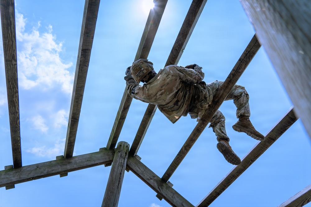 602d ASB Competes in 2ID Combat Relay