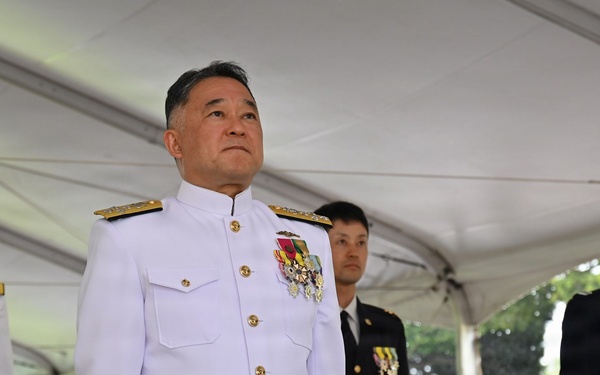JMSDF personnel visit the National Memorial Cemetery of the Pacific during RIMPAC 2026