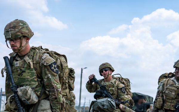 602d ASB Competes in 2ID Combat Relay