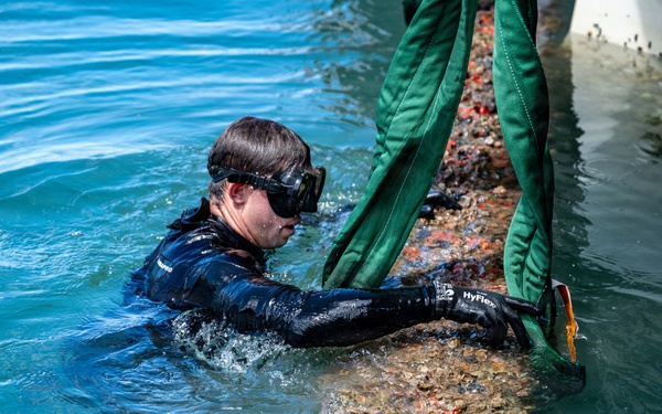 UCT 2 and NMCB 3 WCC conduct pier repairs at Joint Base Pearl Harbor-Hickam