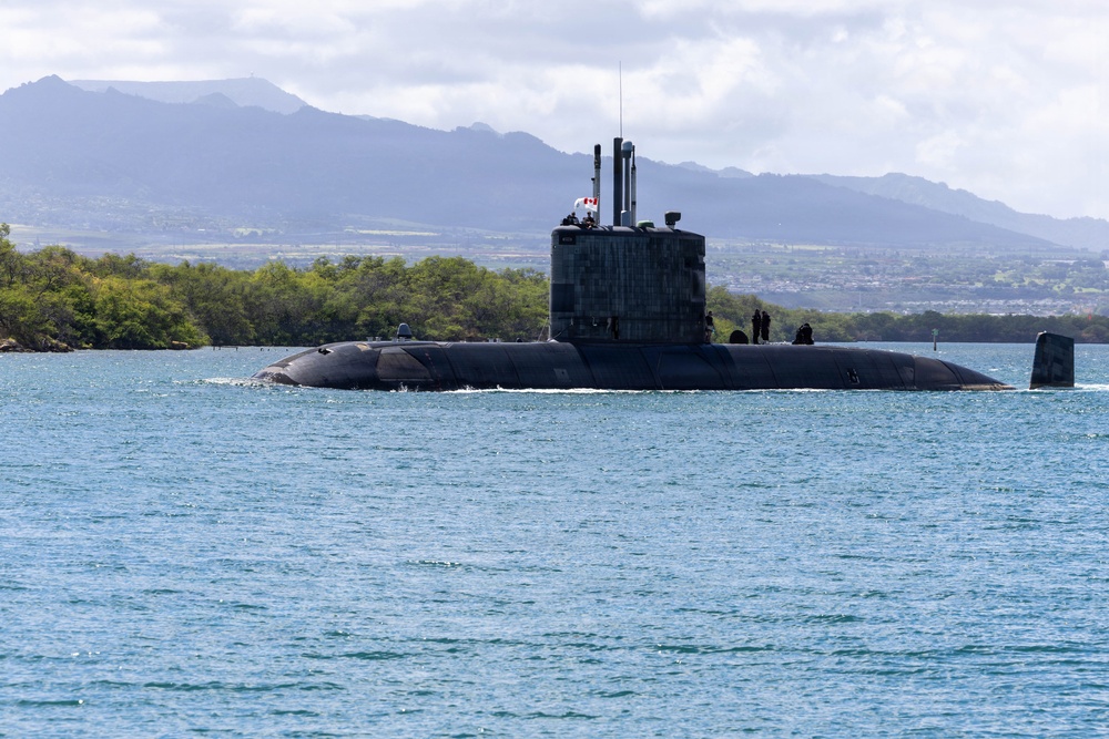 DVIDS - Images - HMCS Corner Brook (SSK 878) departs Pearl Harbor to ...