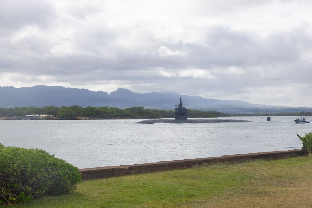 USS Columbia (SSN 771) departs Pearl Harbor to begin RIMPAC 2026 sea phase