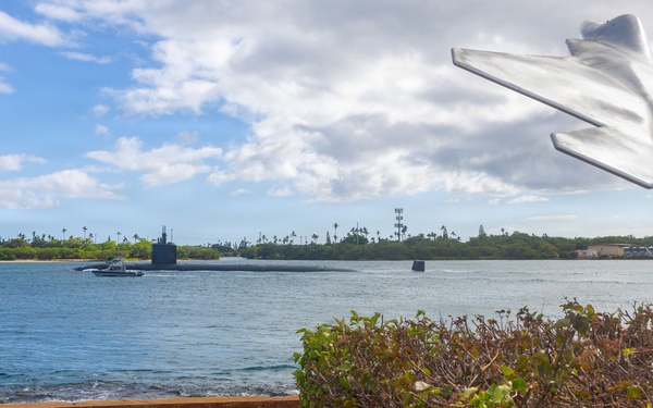 USS Columbia (SSN 771) departs Pearl Harbor to begin RIMPAC 2026 sea phase