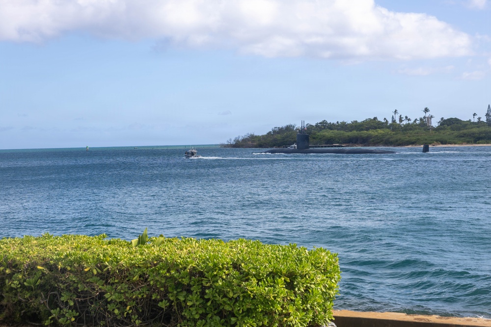 USS Columbia (SSN 771) departs Pearl Harbor to begin RIMPAC 2026 sea phase
