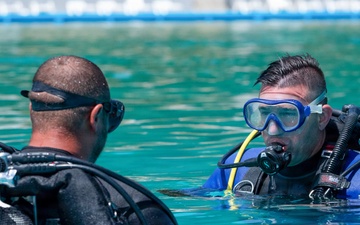 KFOR Soldiers train with Kosovo Search and Rescue ahead of dive certification