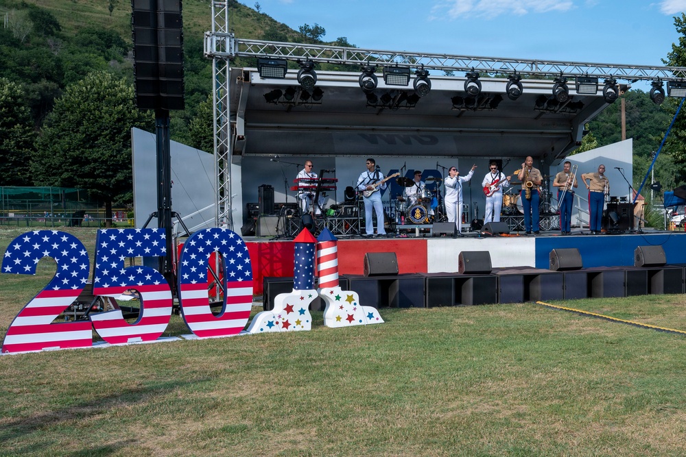 NSA Naples hosts annual Festa Americana