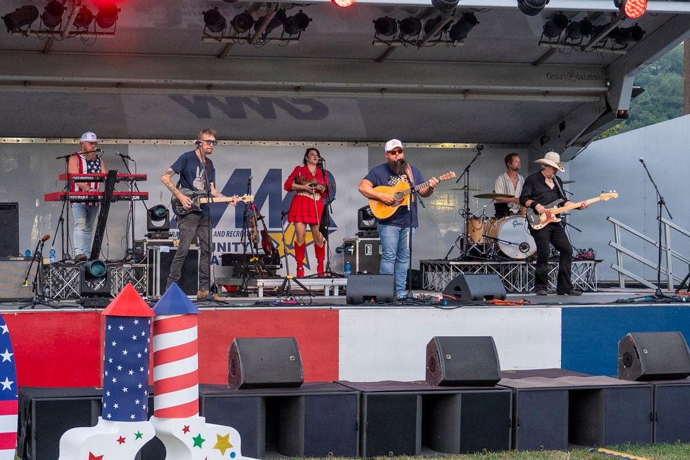 NSA Naples hosts annual Festa Americana