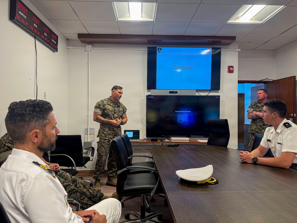 U.S. Naval Academy midshipmen visit NAVSTA Rota