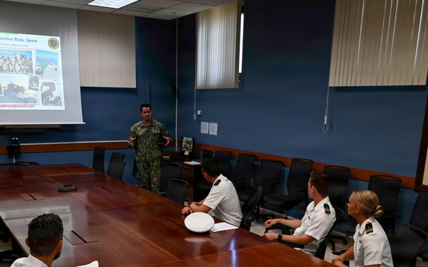 U.S. Naval Academy midshipmen visit NAVSTA Rota