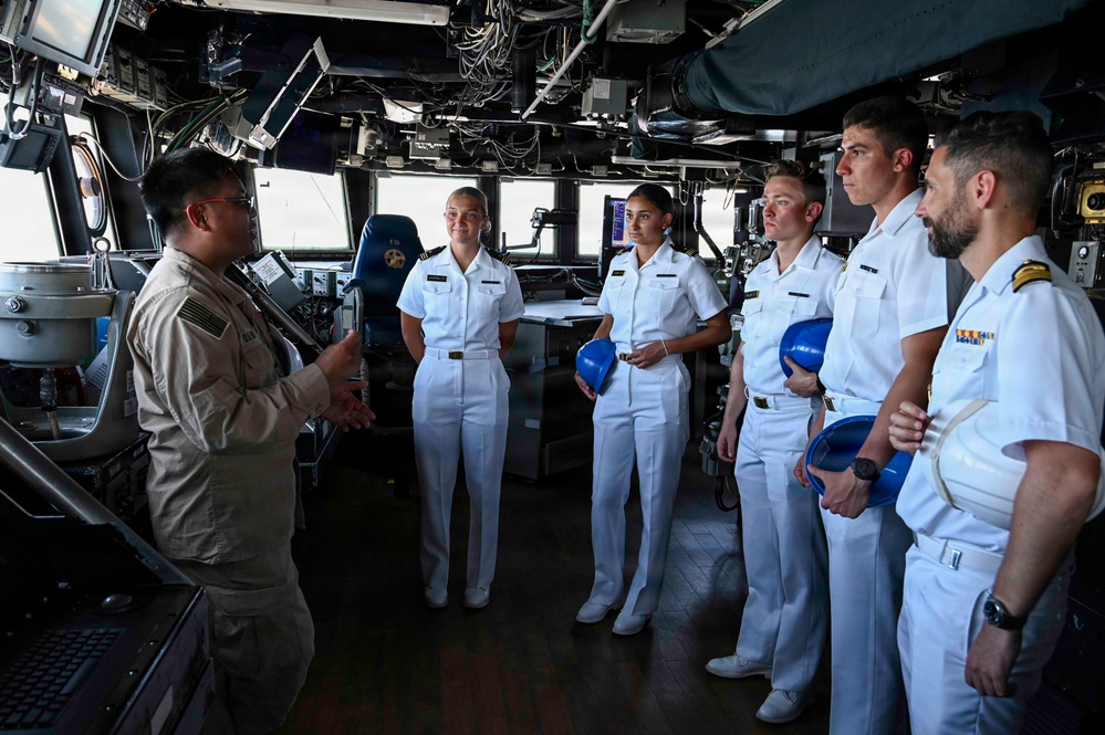 U.S. Naval Academy midshipmen visit NAVSTA Rota