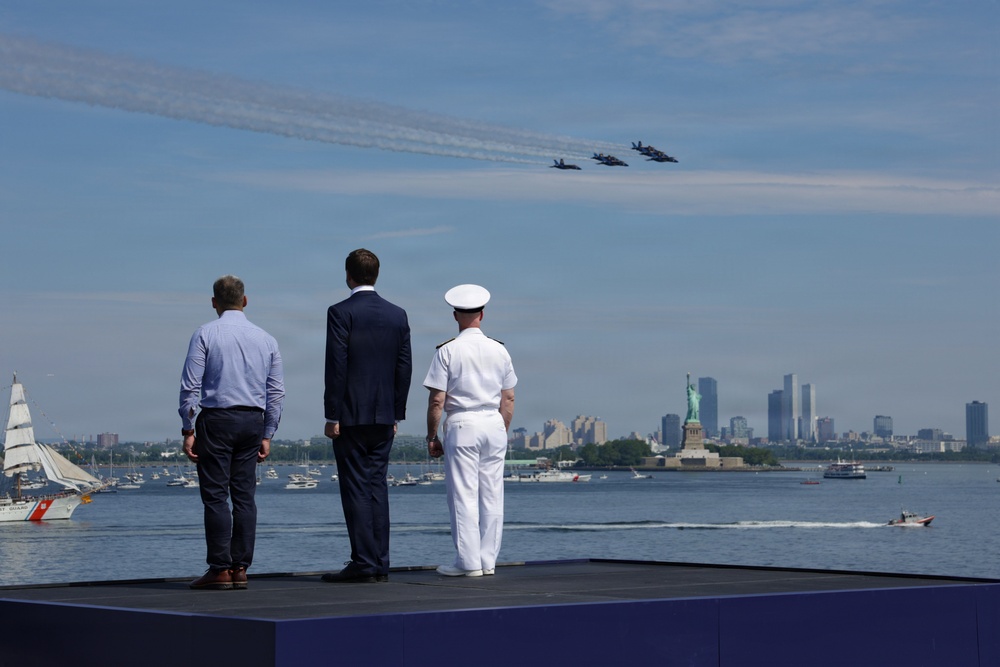 USS KEARSARGE Hosts Vice President JD Vance During INR 250