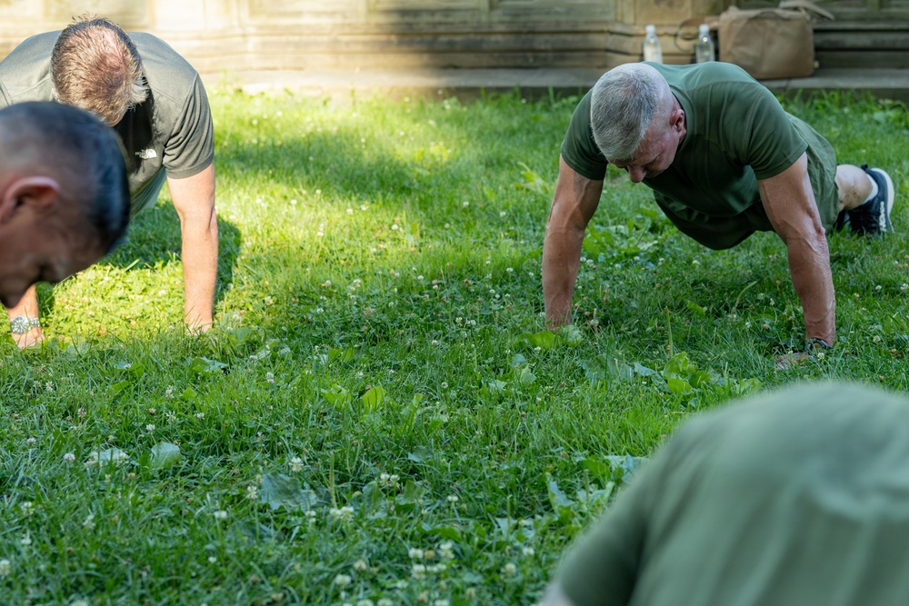 “America 250 Plank Challenge” with the Commandant, Gen. Eric M. Smith, and 1st Sea Lord, Gen. Gwyn Jenkins