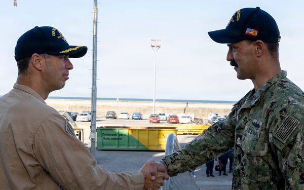 DDG 117 Ring Off Ceremony