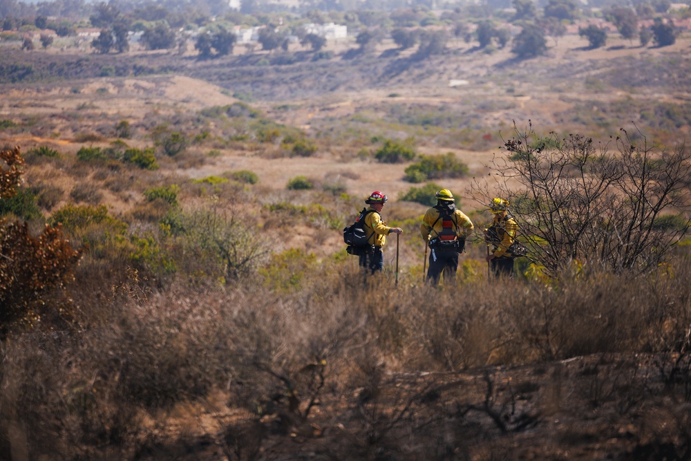 Camp Pendleton Fire Department Combats Range 501, 'Pipeline Fire'
