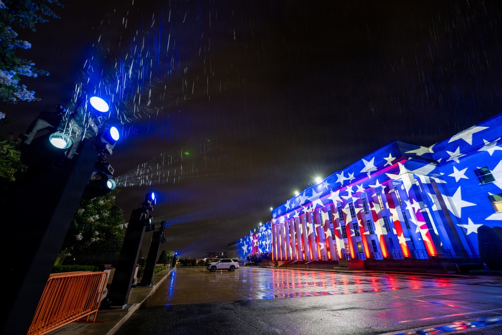 America’s 250th Birthday Pentagon Light Display