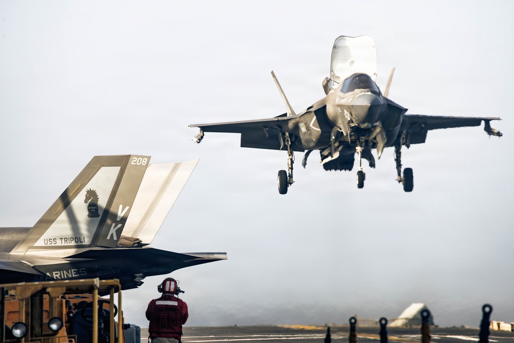 31st MEU | Flight Operations aboard USS Tripoli (LHA 7)
