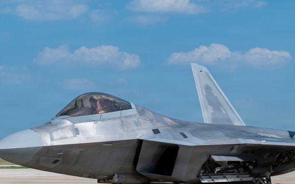 F-22 Raptor Demo Team arrives for Freedom 250 celebration