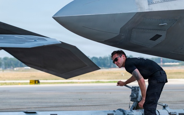 F-22 Raptor Demo Team arrives for Freedom 250 celebration