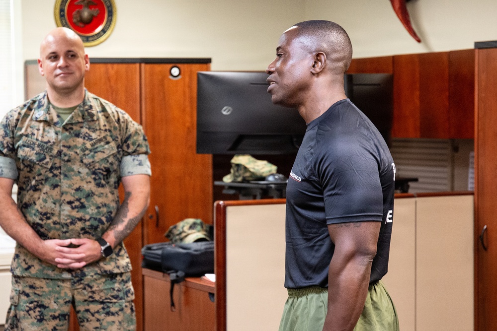 MCRDSD, WRR SgtMaj visits 8th Marine Corps District