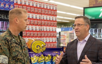 Mr. William G. Fitzhugh Visits the MCAS New River Commissary