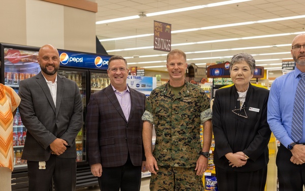 Mr. William G. Fitzhugh Visits the MCAS New River Commissary