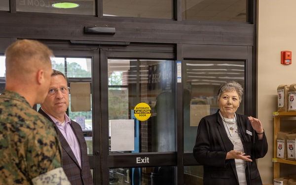 Mr. William G. Fitzhugh Visits the MCAS New River Commissary