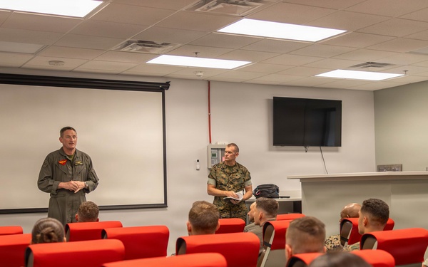 4th Marine Aircraft Wing CG visits MCAS Beaufort