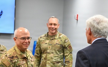 Ohio Congressman Bob Latta visits the 179th Cyberspcae wing