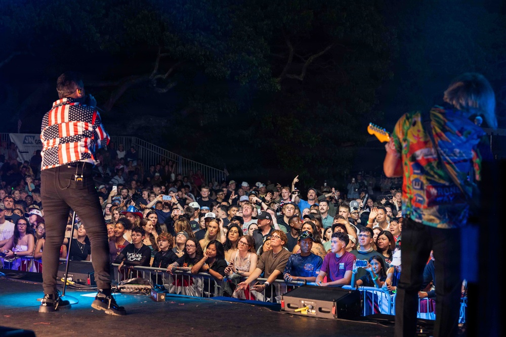 250th Birthday Celebration: MCBH hosts Heatwave concert