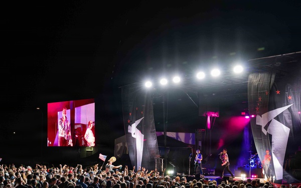 250th Birthday Celebration: MCBH hosts Heatwave concert