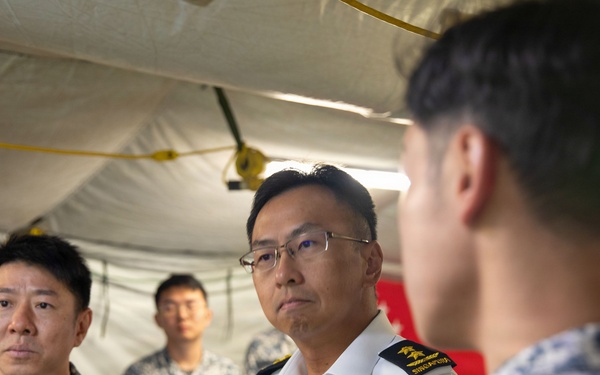 Republic of Singapore Chief of Navy visits RIMPAC 2026