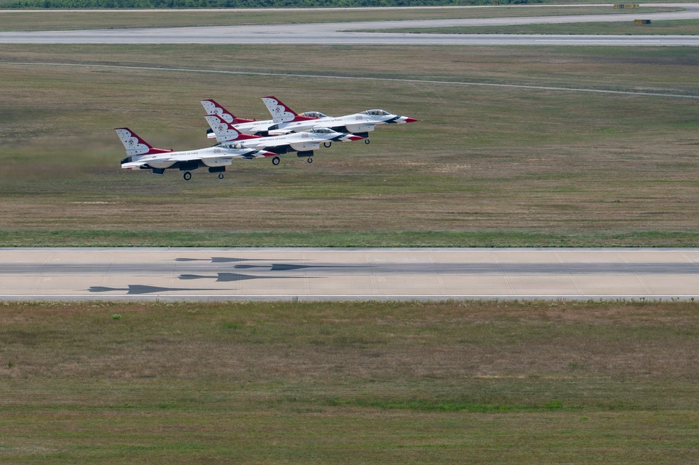 U.S. Air Force Thunderbirds conduct Freedom 250 practice