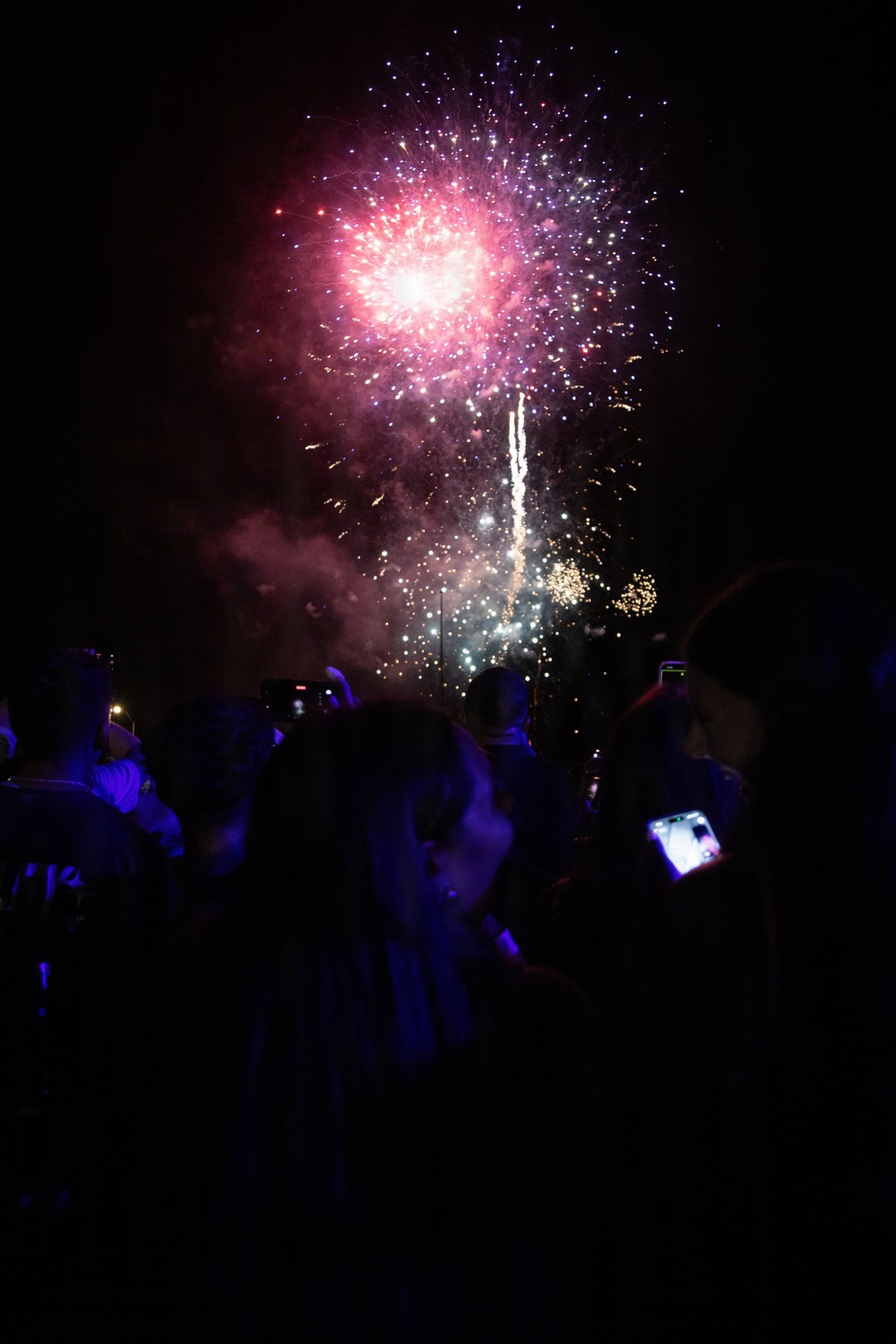 250th Birthday Celebration: MCBH hosts Heatwave concert