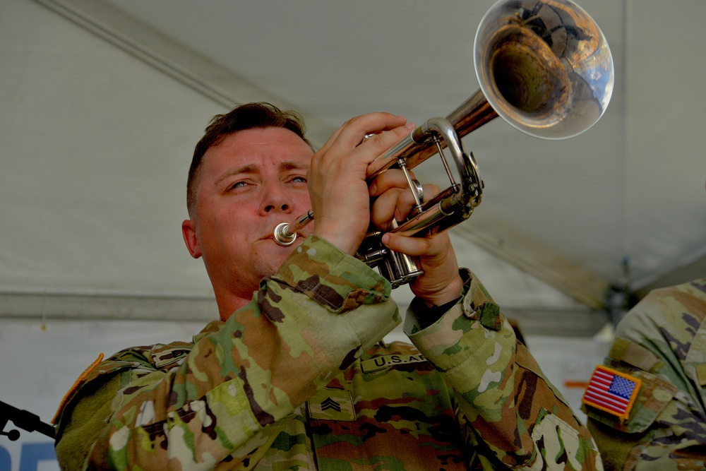 10th Mountain Division Band and Recruiters participate in Intrepid Museum 250th Birthday Celebration