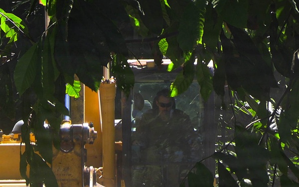 Operation Render Safe 26: U.S. Marines, ADF, PNG forces build safety barriers