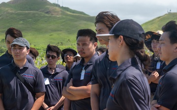 Knowledge Check: Pacific Intelligence Innovation Initiative Interns and students visit MCBH
