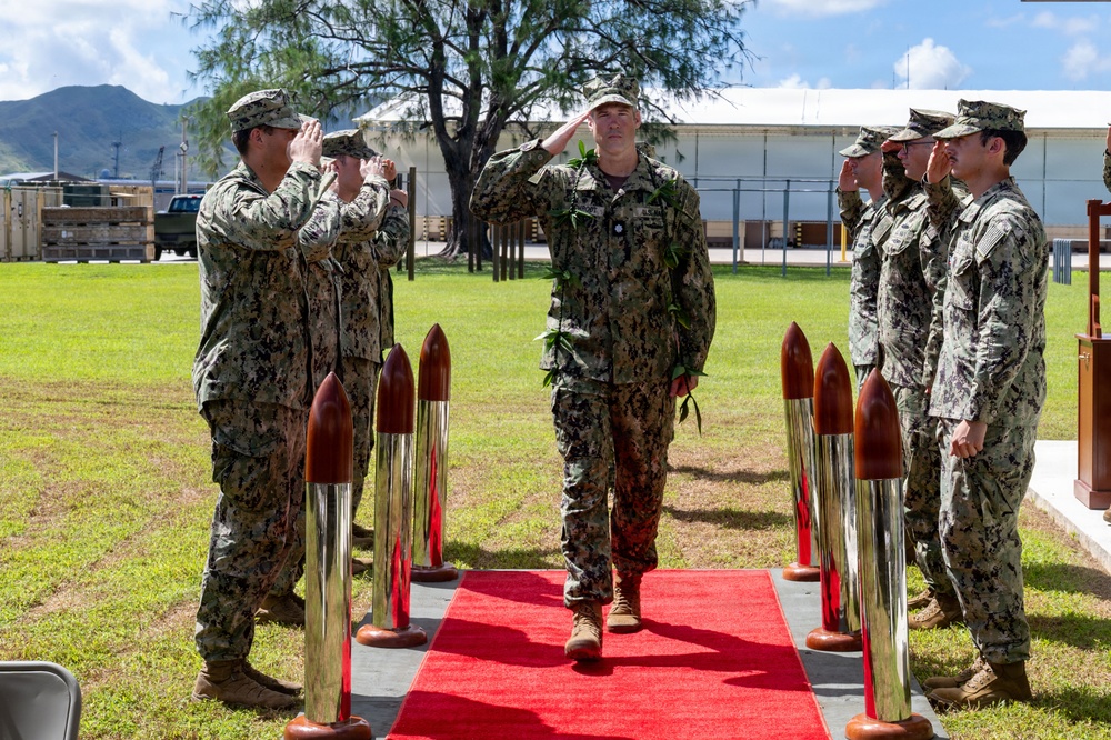 EODMU-5 conducts a change of command ceremony