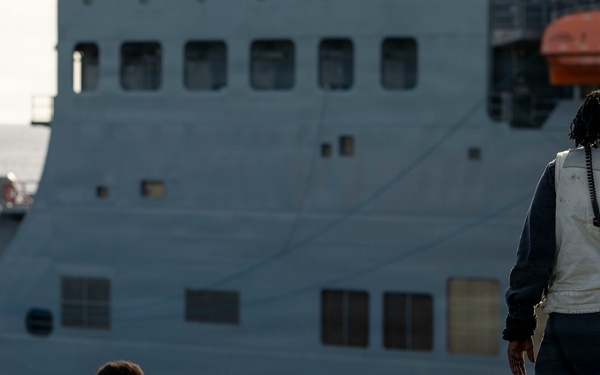 George Washington Conducts Fueling at Sea
