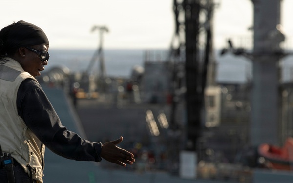 George Washington Conducts Fueling at Sea