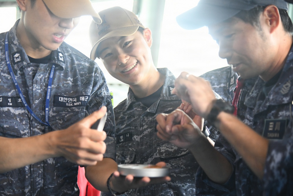 Republic of Korea Navy visits JMSDF ship JS KONGO during RIMPAC 2026