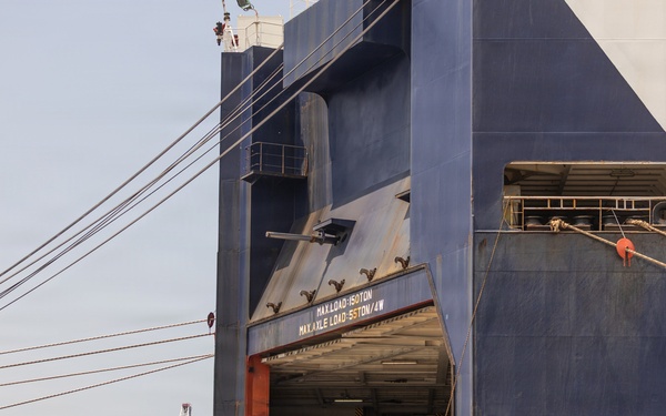 U.S. Marines Conduct Port Operations in the Philippines